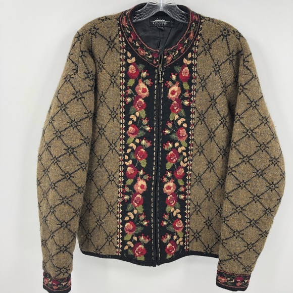 Icelandic design sweater Clearance